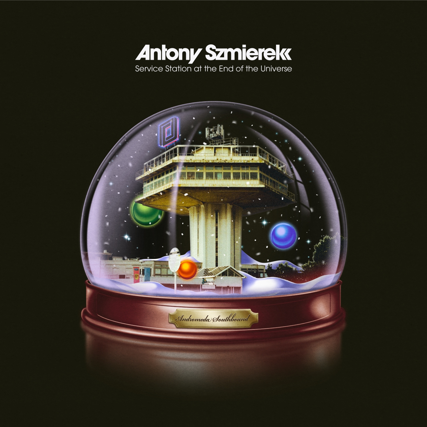 Antony Szmierek ‘Service Station At The End Of The Universe’ album artwork, photo by press