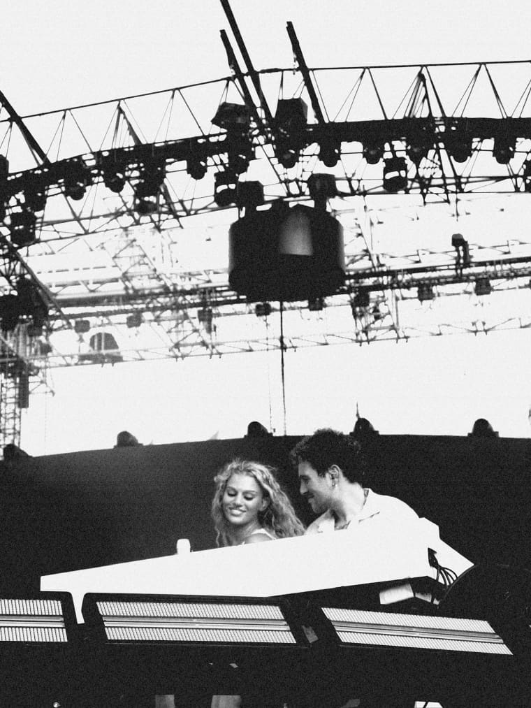 Elyanna is going global with Coldplay