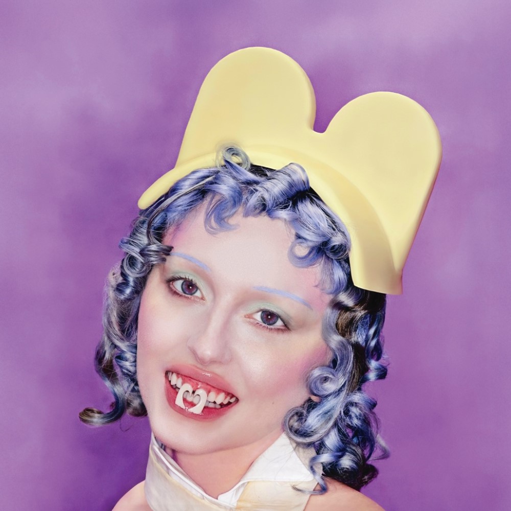 Ashnikko Smoochies review